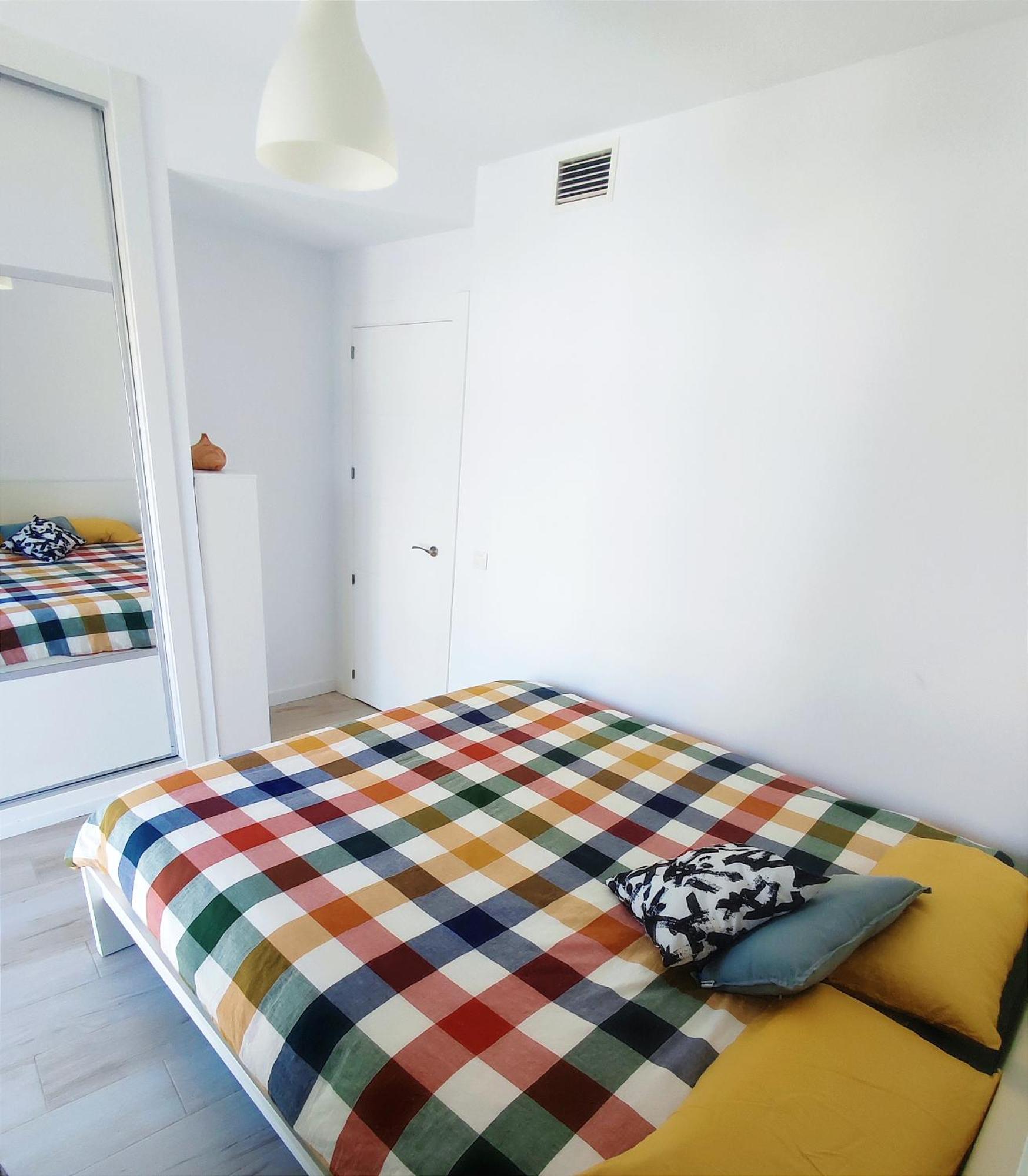 Bright Apartment In Малага Экстерьер фото