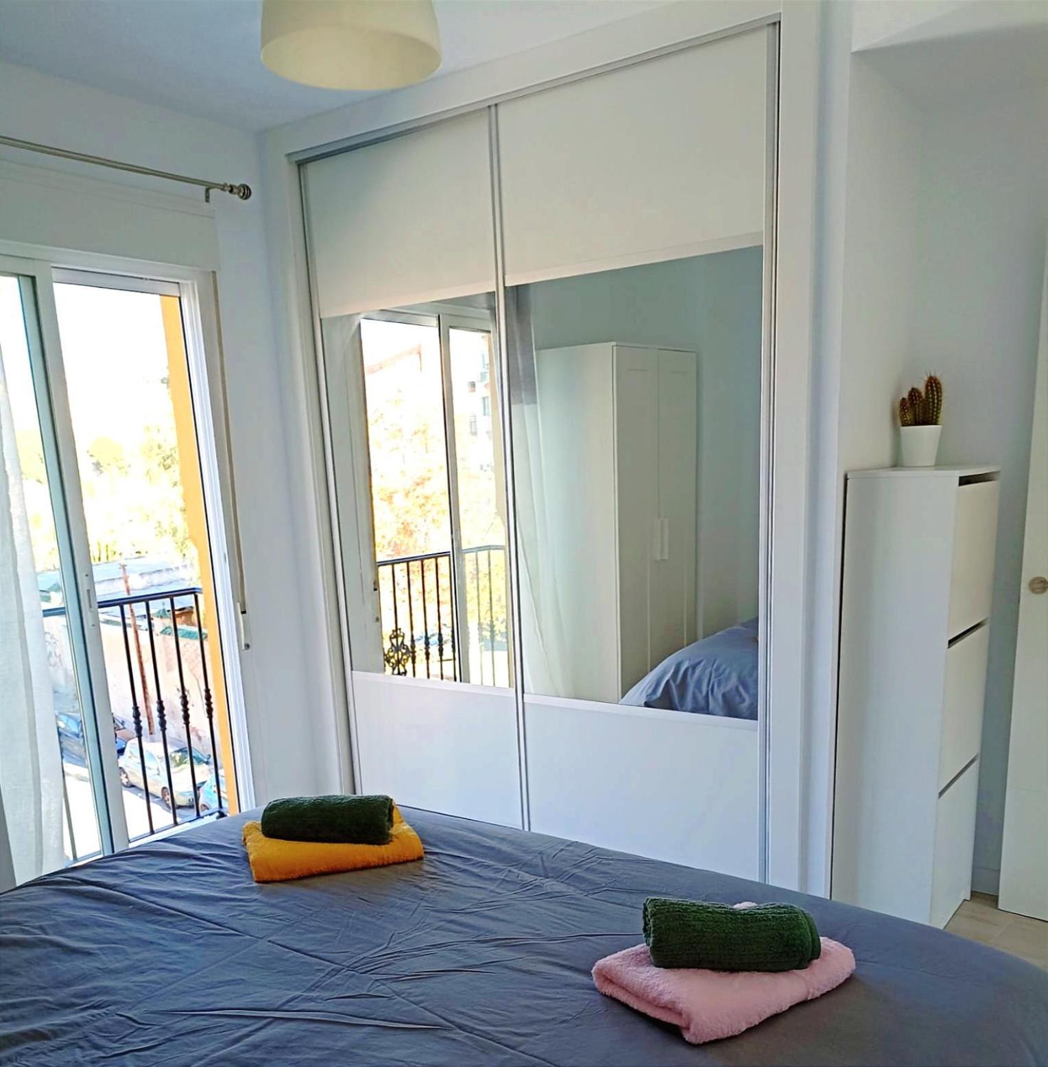 Bright Apartment In Малага Экстерьер фото